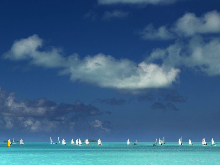traveler beach photography